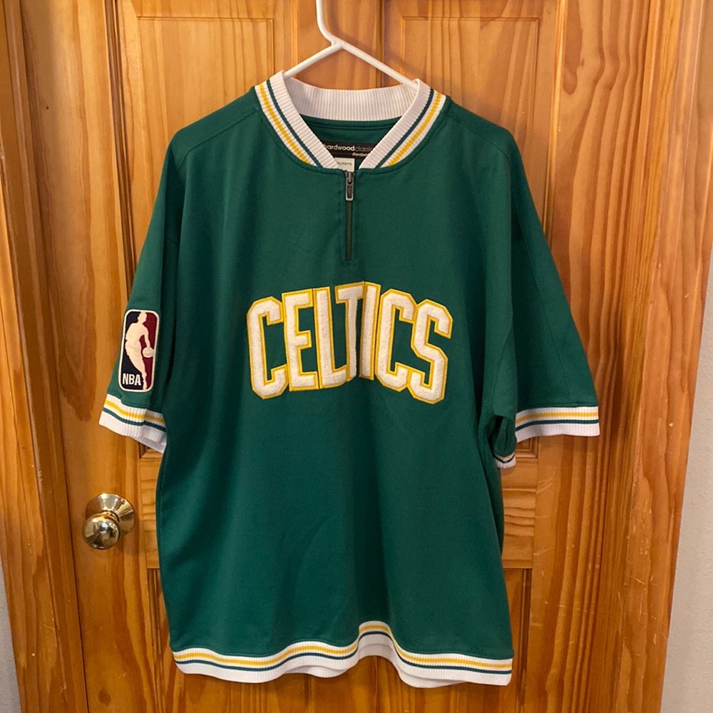 Retro Celtics warm up